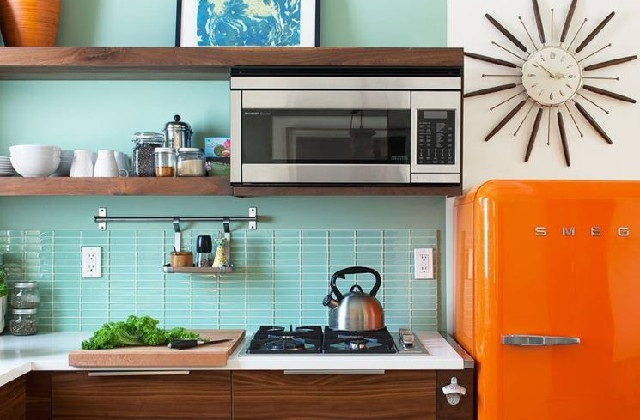 Und was würden Sie zu einem orangefarbigen Kühlschrank sagen?