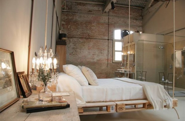 Bett-Möbel aus Paletten