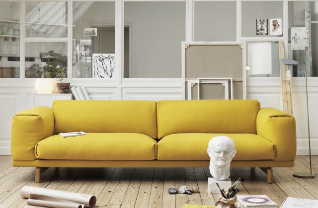 Eine weitere warme und spritzige Farbe ist Senfgel