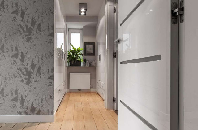 Den Flur mit Kleiderschrank und Schränken einrichten