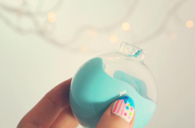 Originelle selbstgemachte Weihnachtskugeln